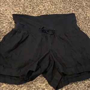 Maternity shorts